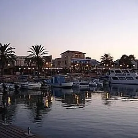 Park View Gardens H502 *