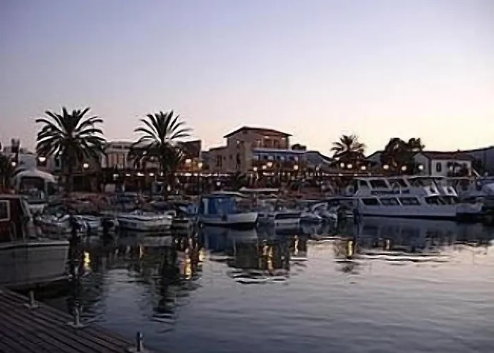 Park View Gardens H502 *